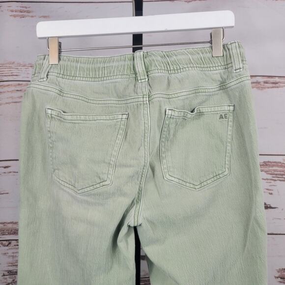 American Eagle AEO Tomgirl Jogger Jean Light Green Size 6R - Picture 6 of 8